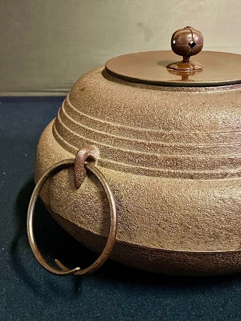 割引❣️「祖」 瓢筋入釜 釜師 敬典 釜鐶 共箱 共布 栞 瓢釜 (121A①)