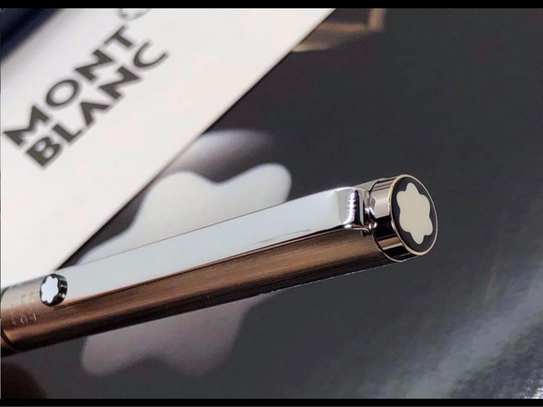 ⭐️カスタム品！バフ研磨仕様No2735⭐️モンブラン社⭐️2色カラーマルチボールペン