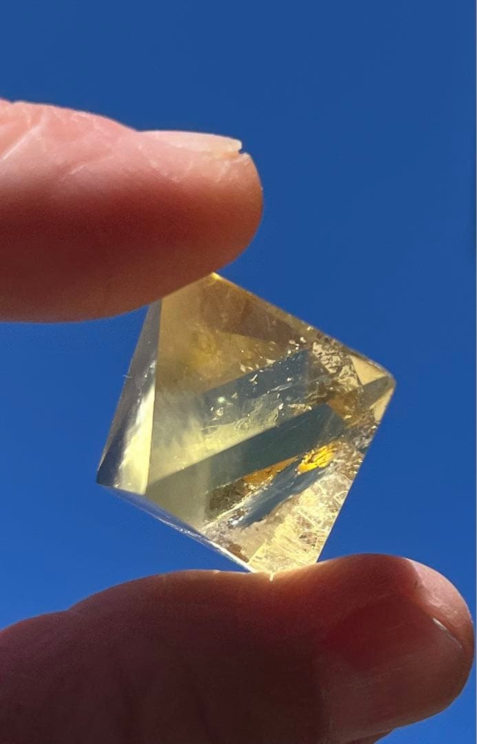 イリノイ八面体（ポリッシュ）