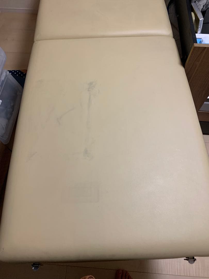 ETBELLA 折りたたみ　施術ベッド