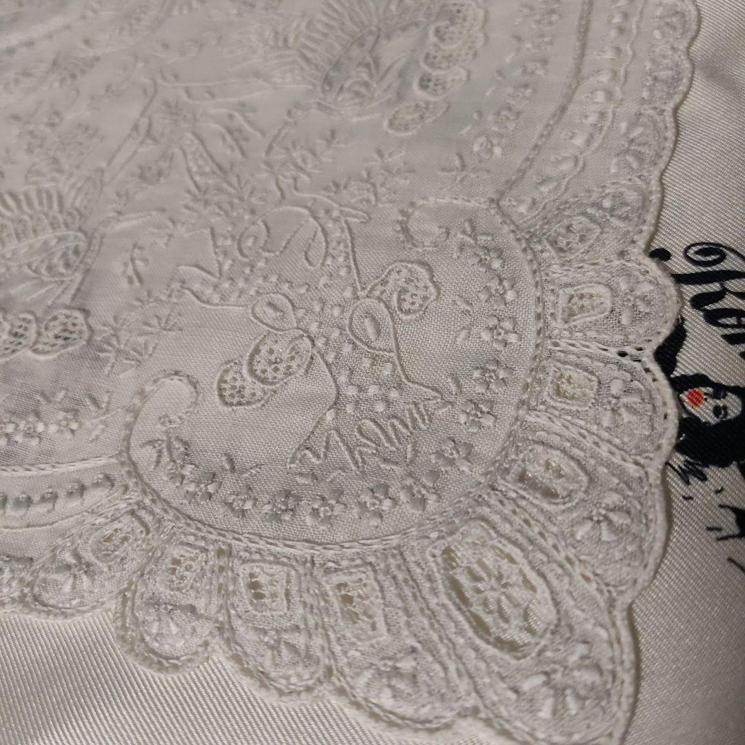 汕頭　スワトウ　　刺繍　ハンカチ　レース