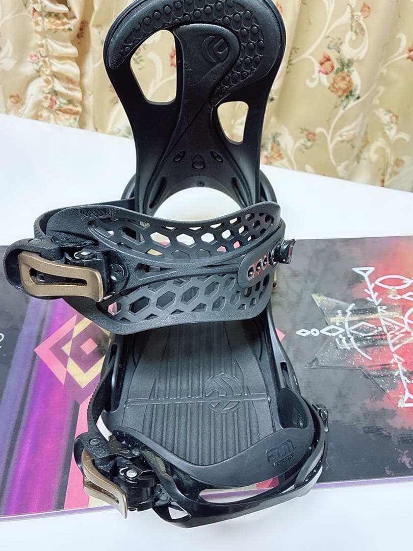 サロモンサブジェクト　138cm スノーボード　ビンディング・カバー付き