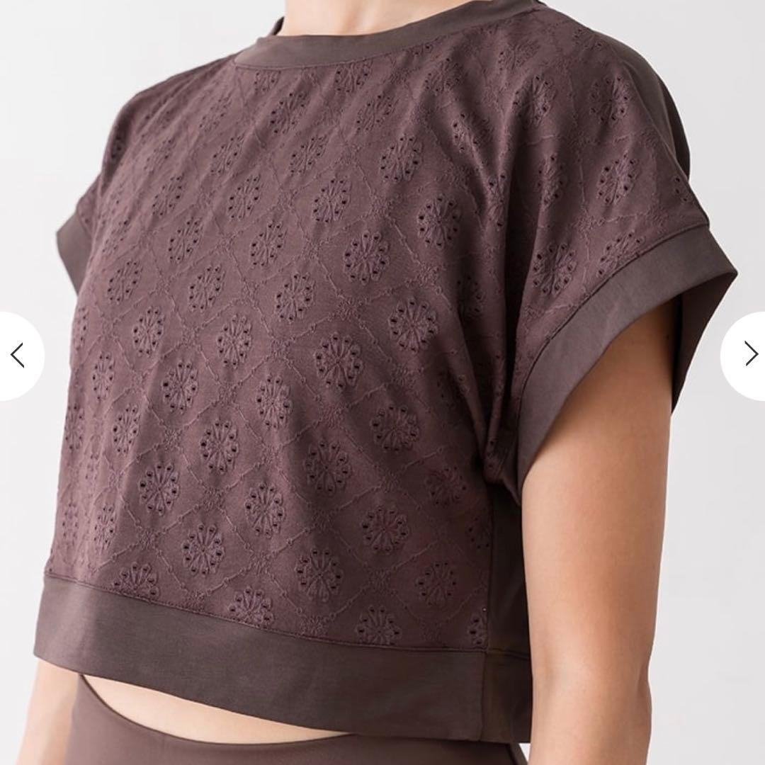 新品♡ 【SUKALA】ブラトップ付きフラワーレーストップス　ヨガウェア　LL