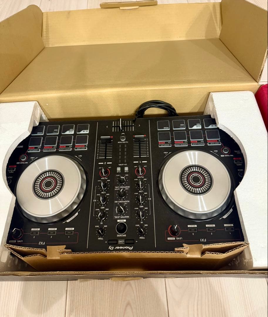 ロ*ル様 Pioneer DJ DDJ-SB2 コントローラー