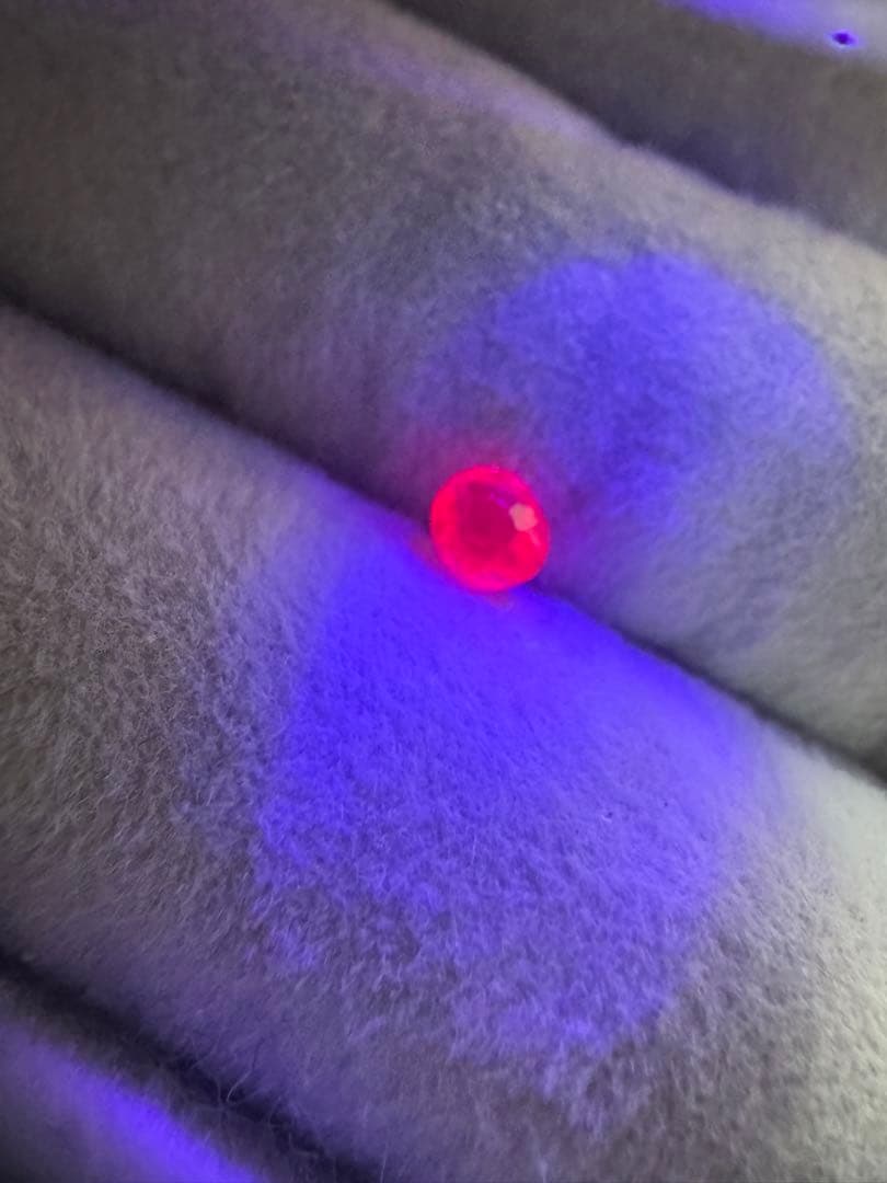 天然アヤナスピネル 0.320ct