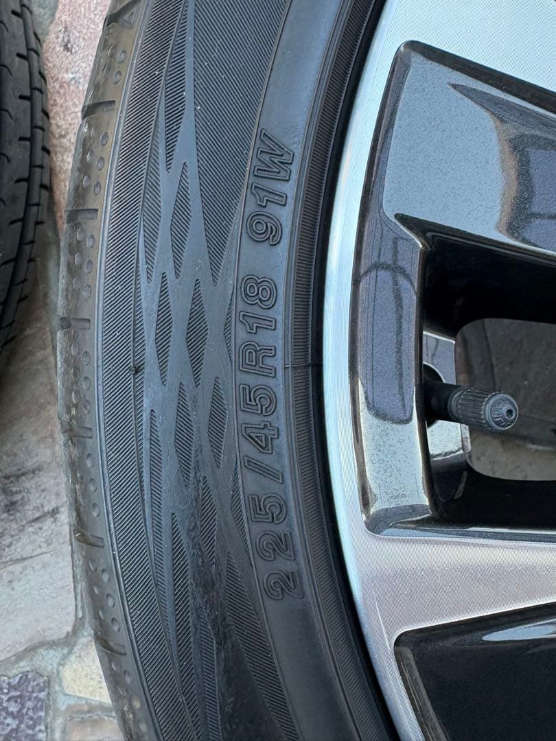 レヴォーグ 18インチ 純正 タイヤホイールセット