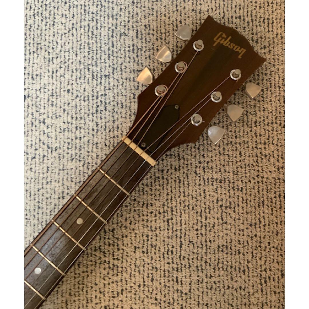 ビンテージ1970年Gibson J-50 Deluxe アコースティックギター