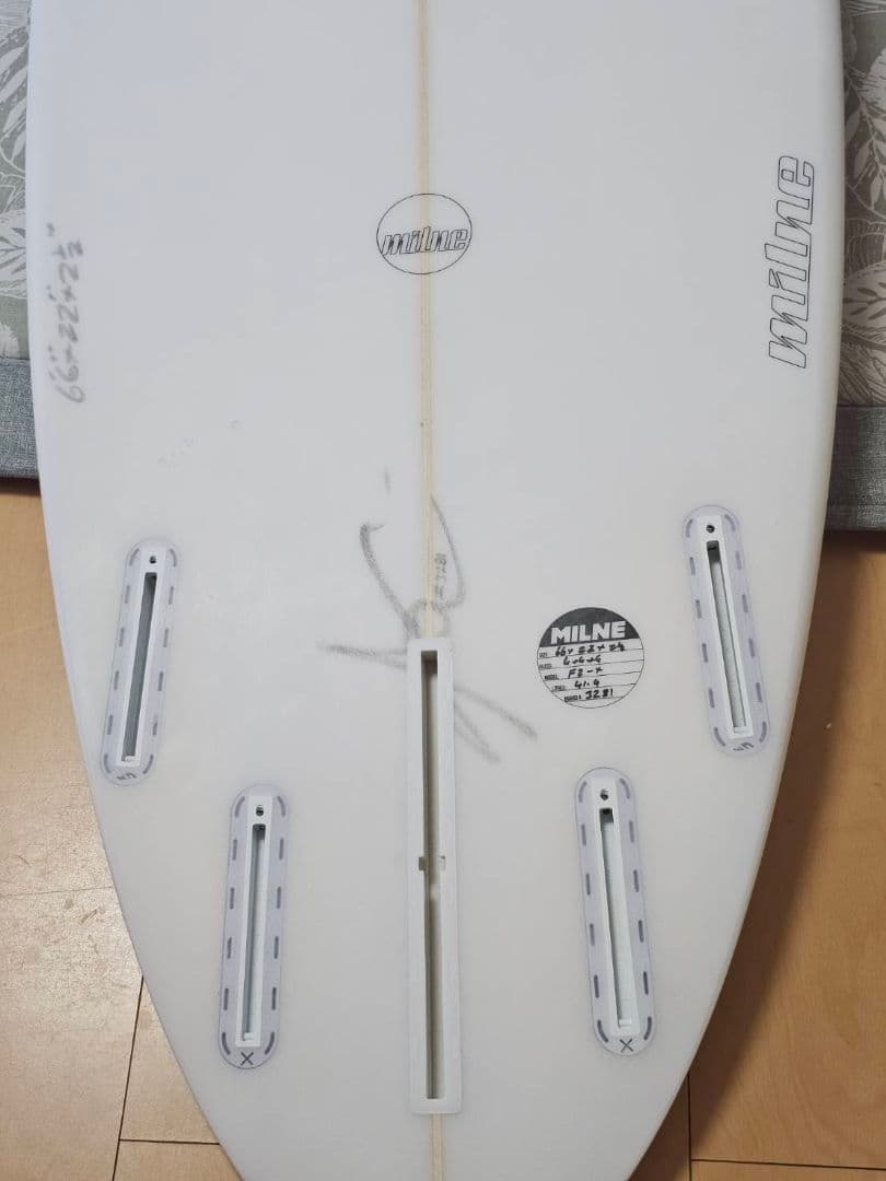 MILNE サーフボード 6'6 美品