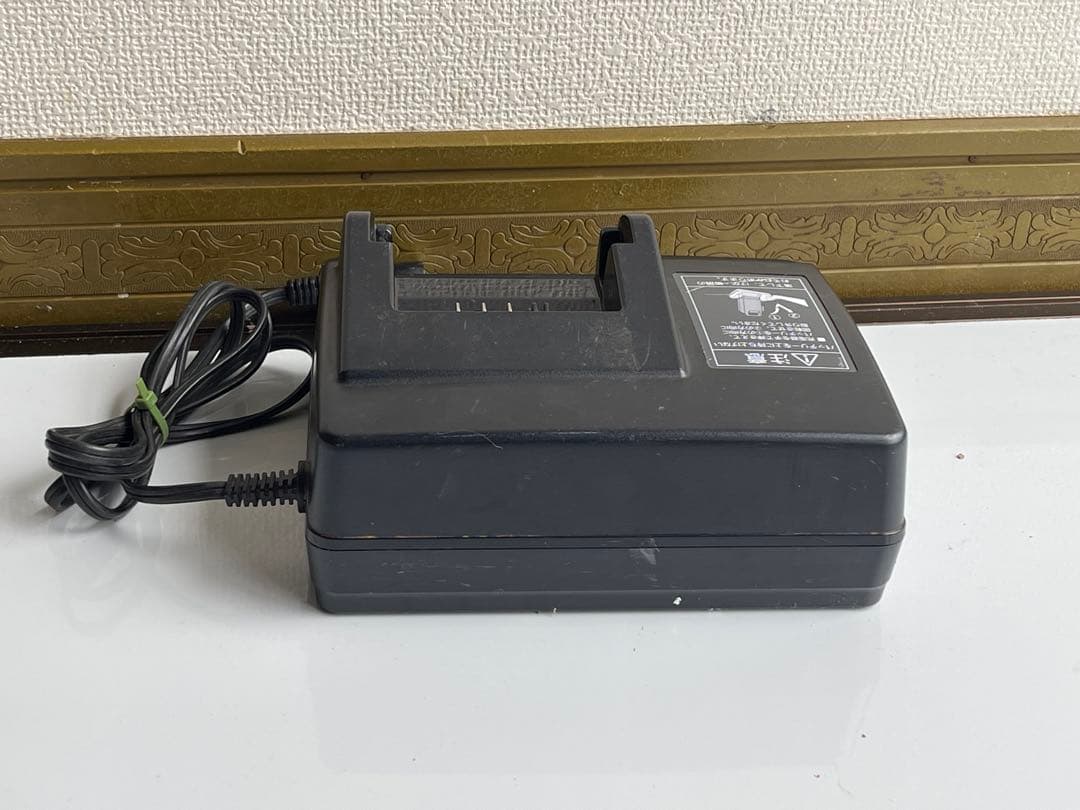 Panasonic NKJ069z1電動自転車用充電器 黒