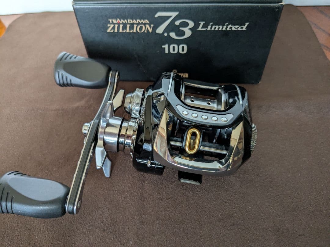 09限定❗️ダイワTD・ジリオンリ7.3リミテッド100