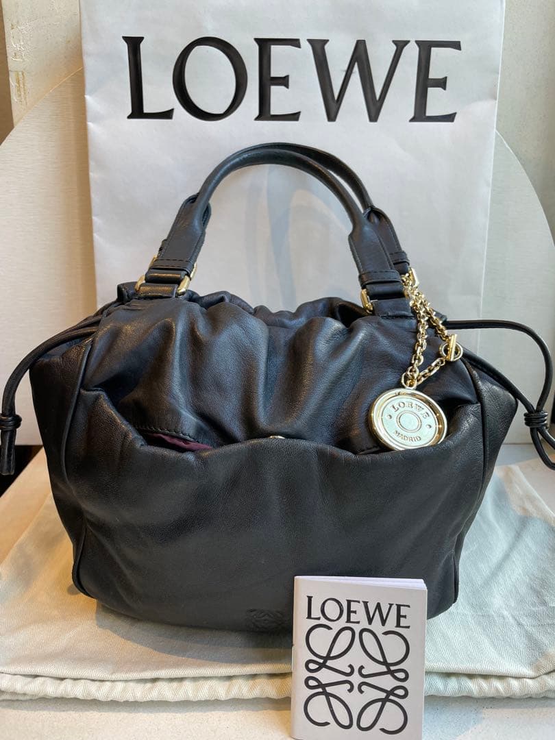 【美品】LOEWE ナッパレザー アナグラム　ハンドバッグ ブラック 黒