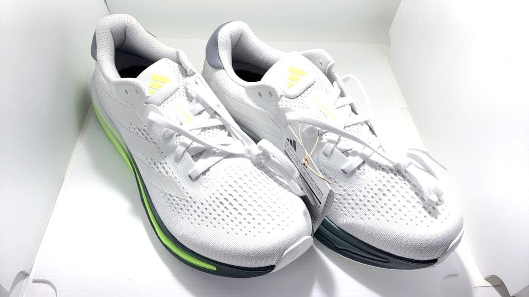 新品*2082/26cm♪アディダス ランニング スーパーノヴァ ソリューション