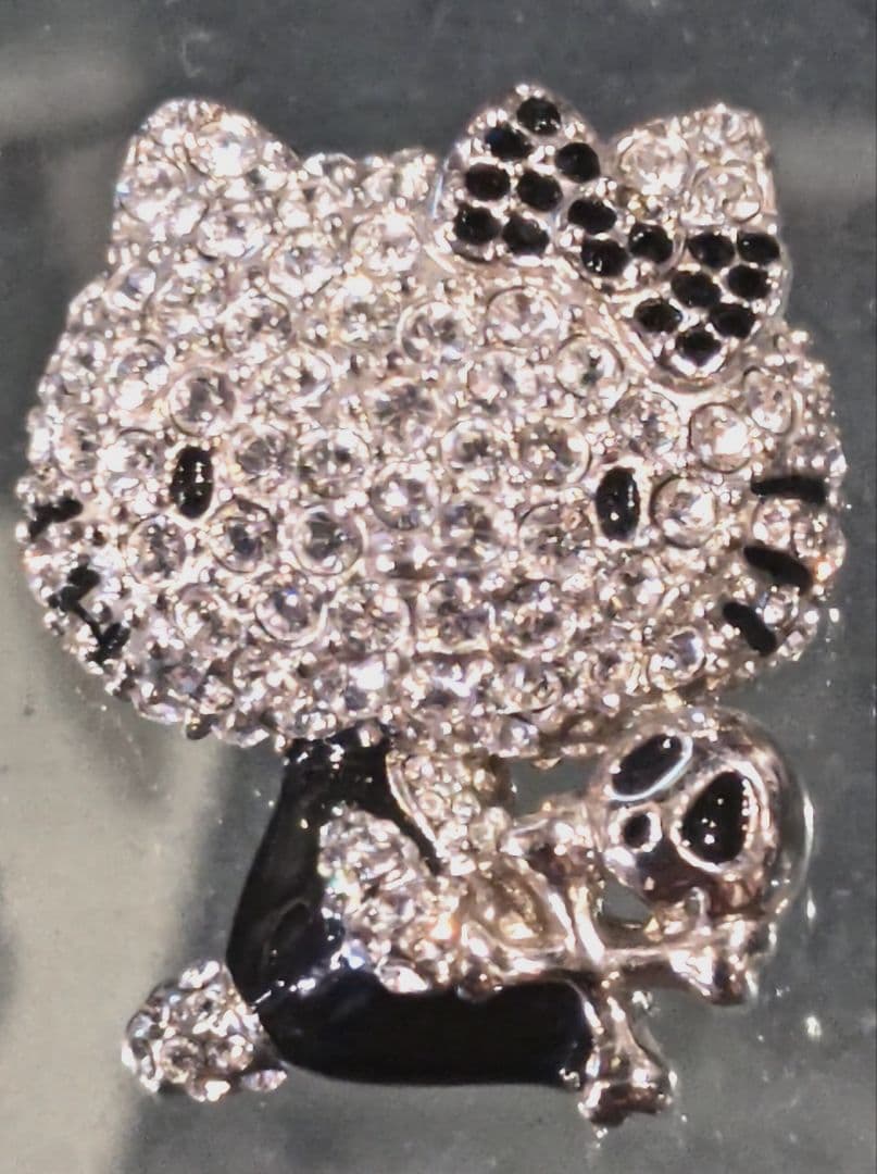 Hello Kitty ×billy スワロフスキー ブローチ
