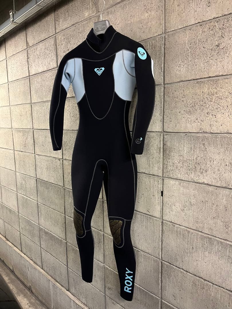 ロキシー　フルスーツ3ミリ