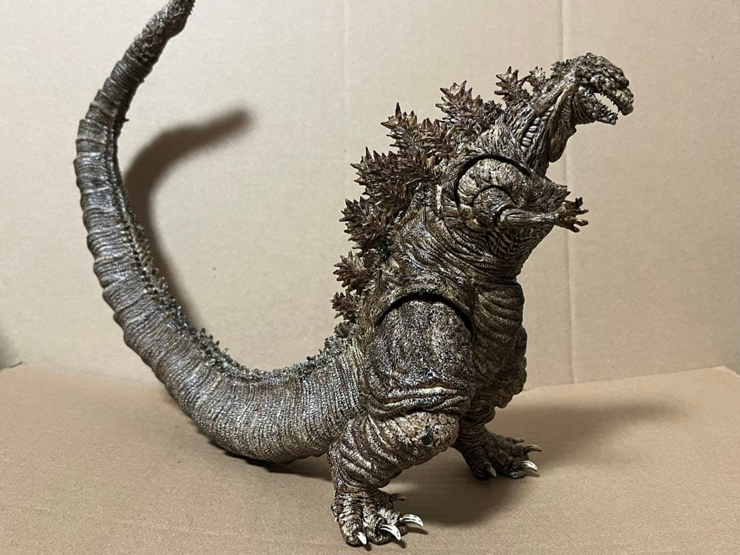 s.h.monsterarts シン・ゴジラ　ゴジラストア限定カラー