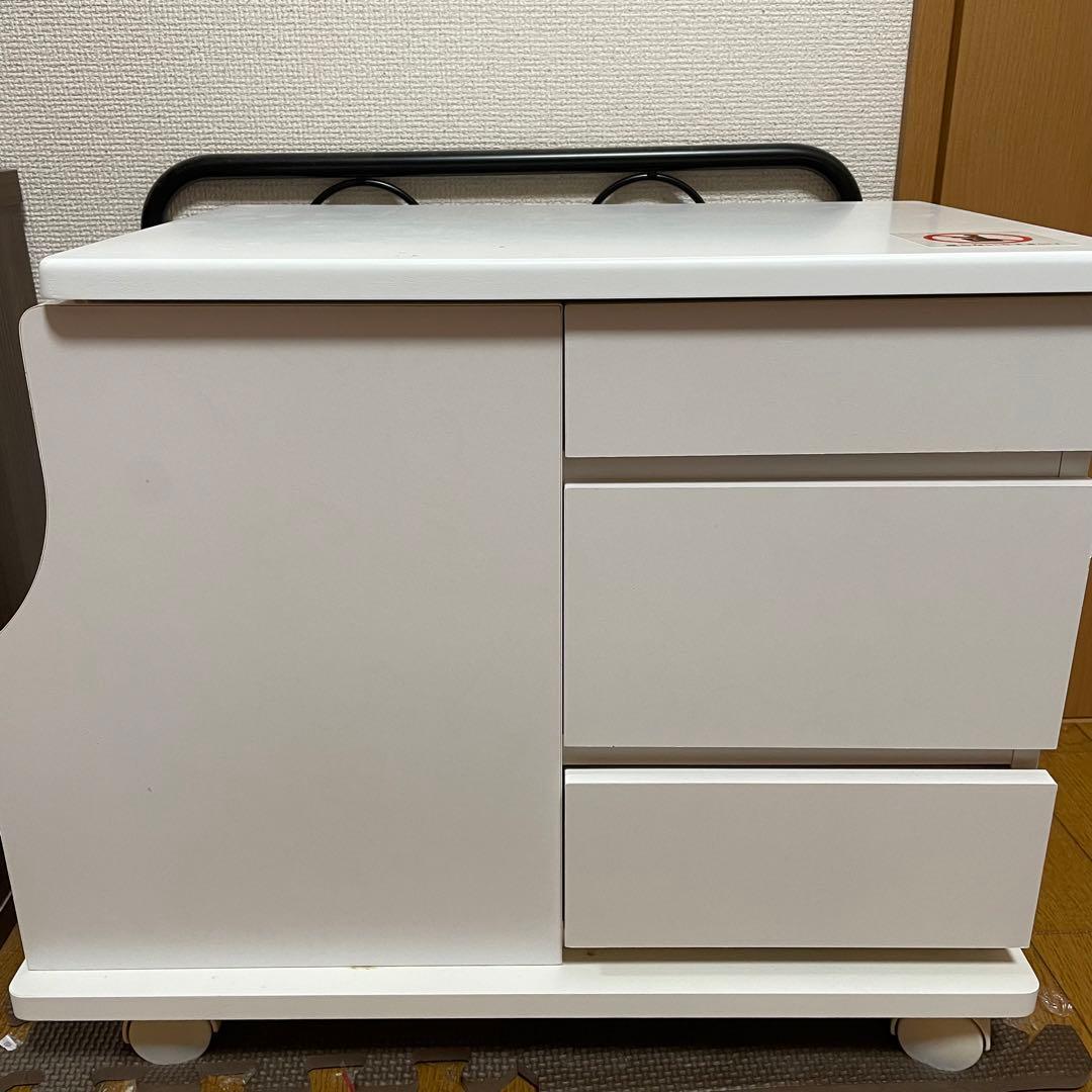 ドレッサーワゴン