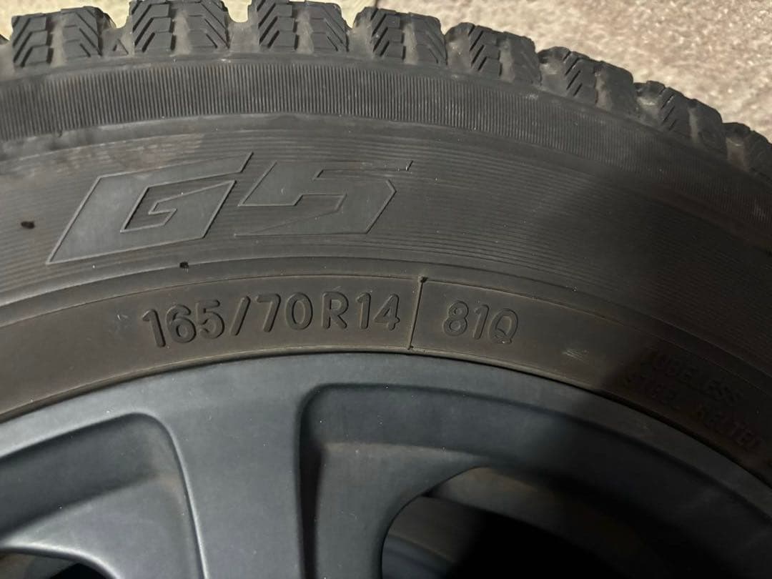 h様分　スタッドレスタイヤセット　165/70R14