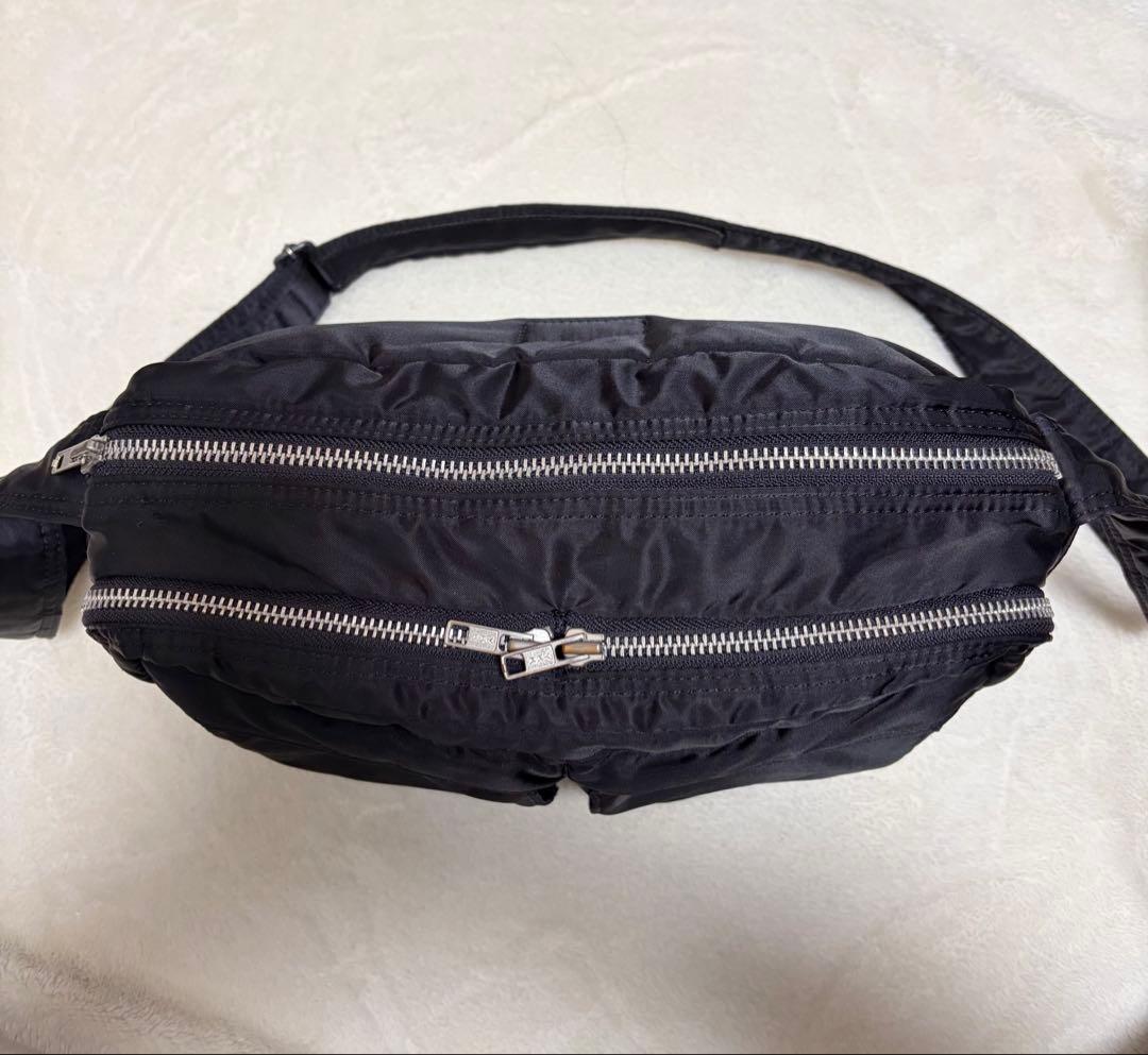 【美品】ポーター PORTER タンカー ショルダーバッグ（M） ブラック