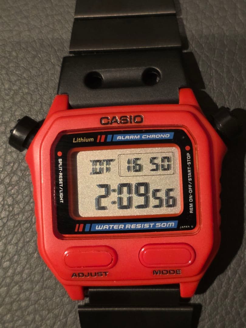 時計 Casio SW-200-4AV