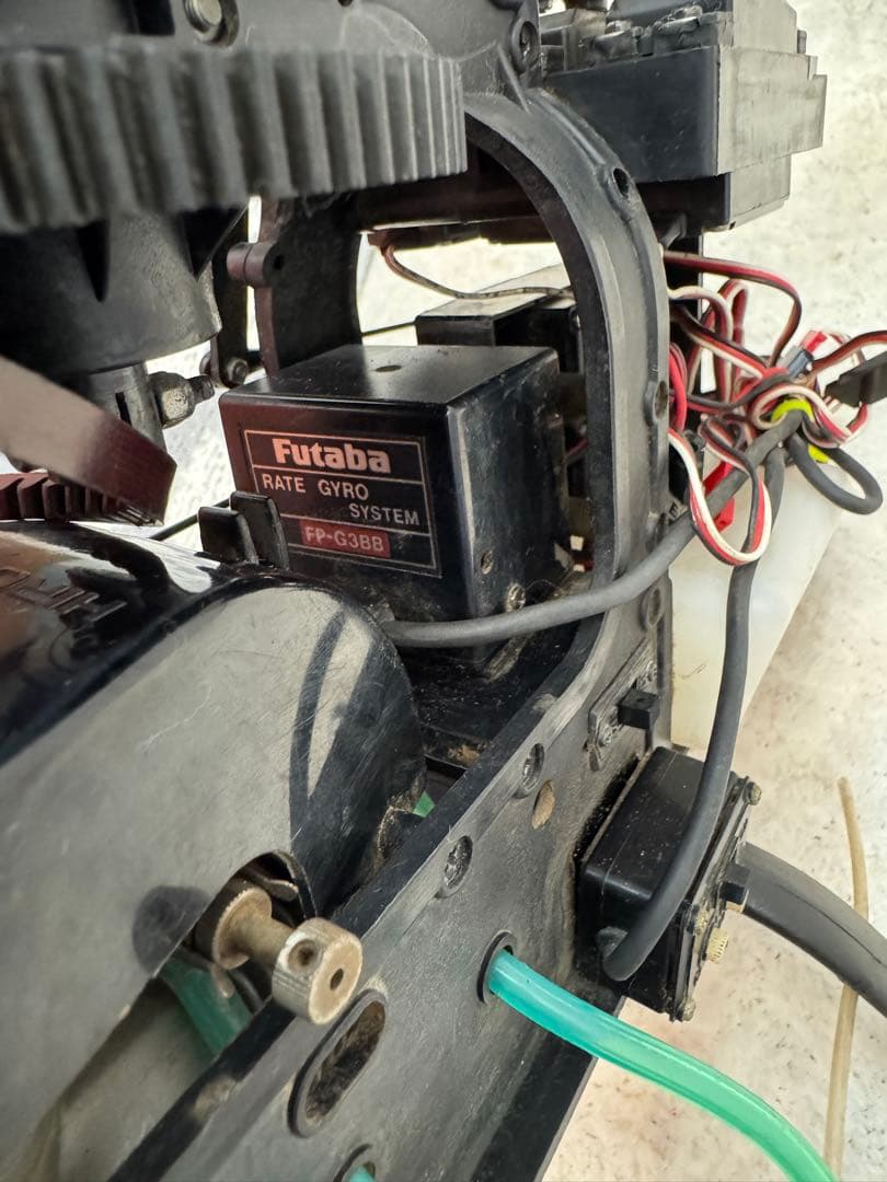 ヒロボー エンジンヘリコプター シャトルZX ジャンク品