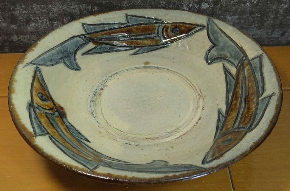 人間国宝 金城次郎 魚紋皿 栞 共箱 美品 壺屋焼 壷屋焼 やちむん
