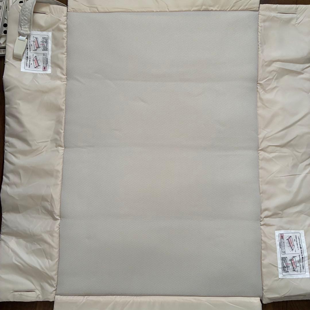 Aprica ココネルエアー ベビーベッド クリーム色