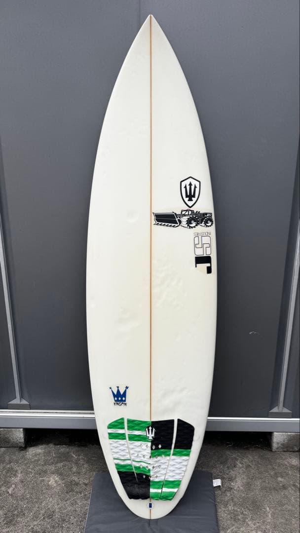 JSサーフボード　KINGPIN 5'10