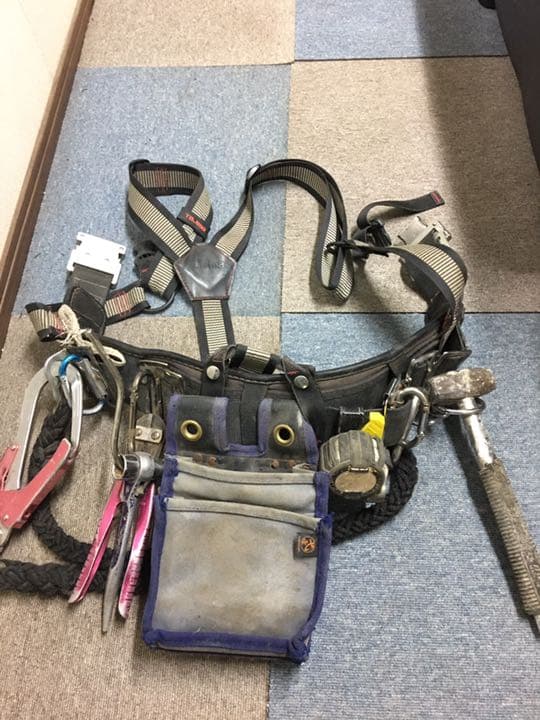 足場仕様の安全帯　今月まで出品