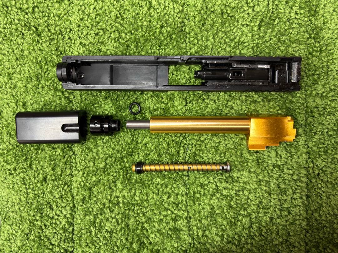 東京マルイ グロック17 3rd カスタム品　フリーダムアート　アキュコンプ仕様