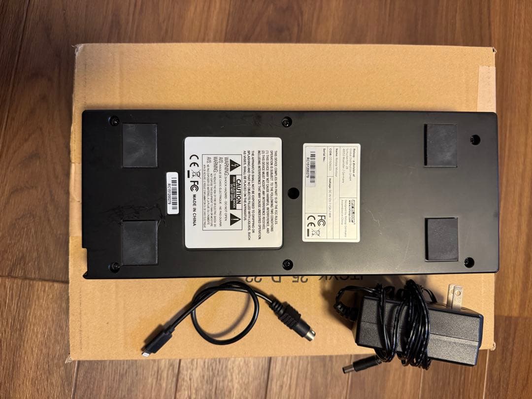 Reloop MIXTOUR DJコントローラー