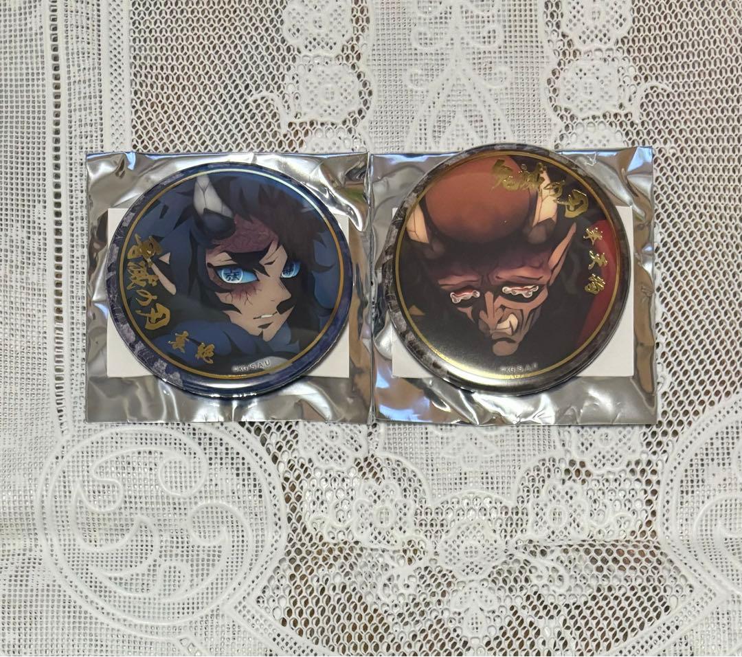 鬼滅の刃　刀鍛冶の里編　箔押し缶バッジ　哀絶　半天狗