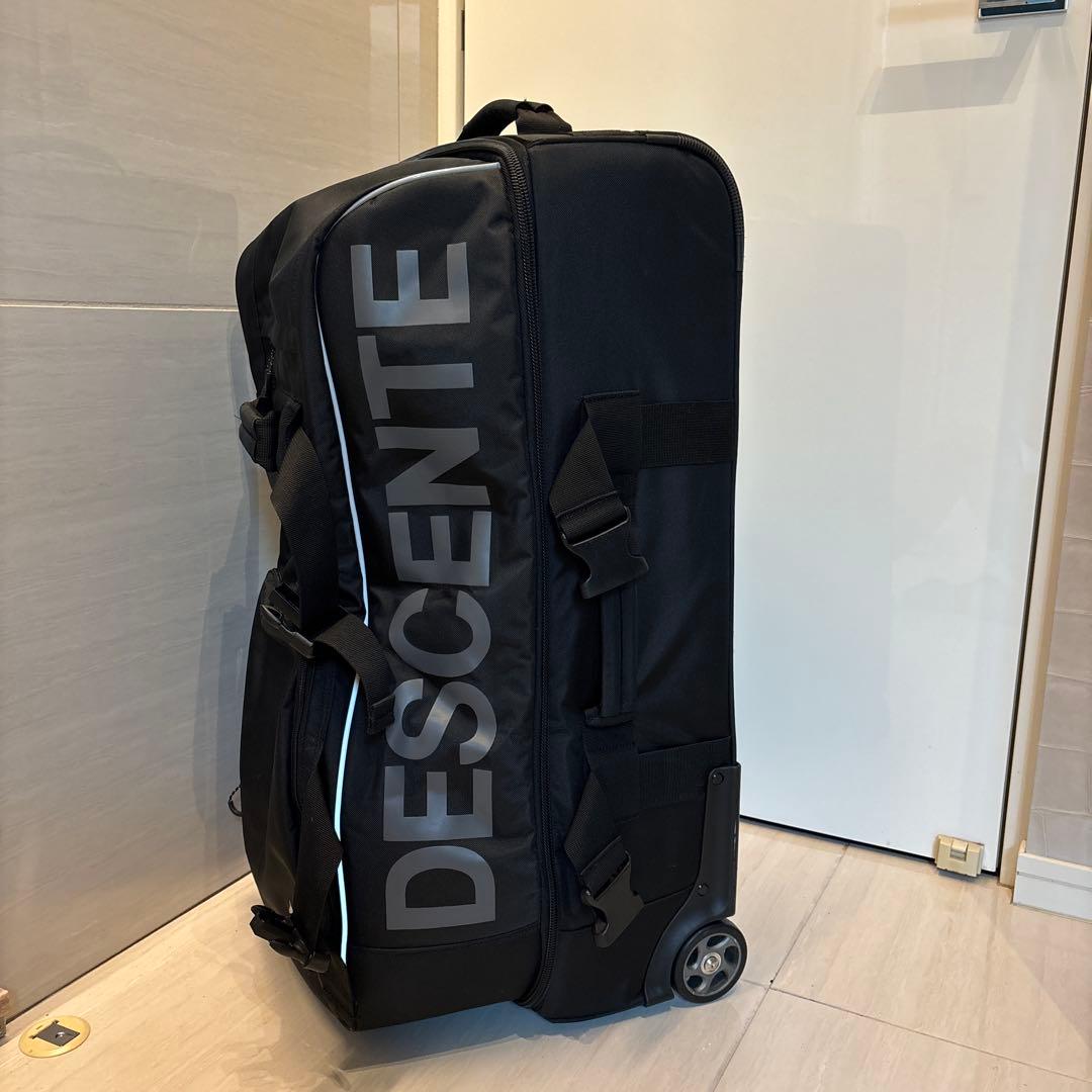 DESCENTE 遠征バッグ 黒 キャスター付き