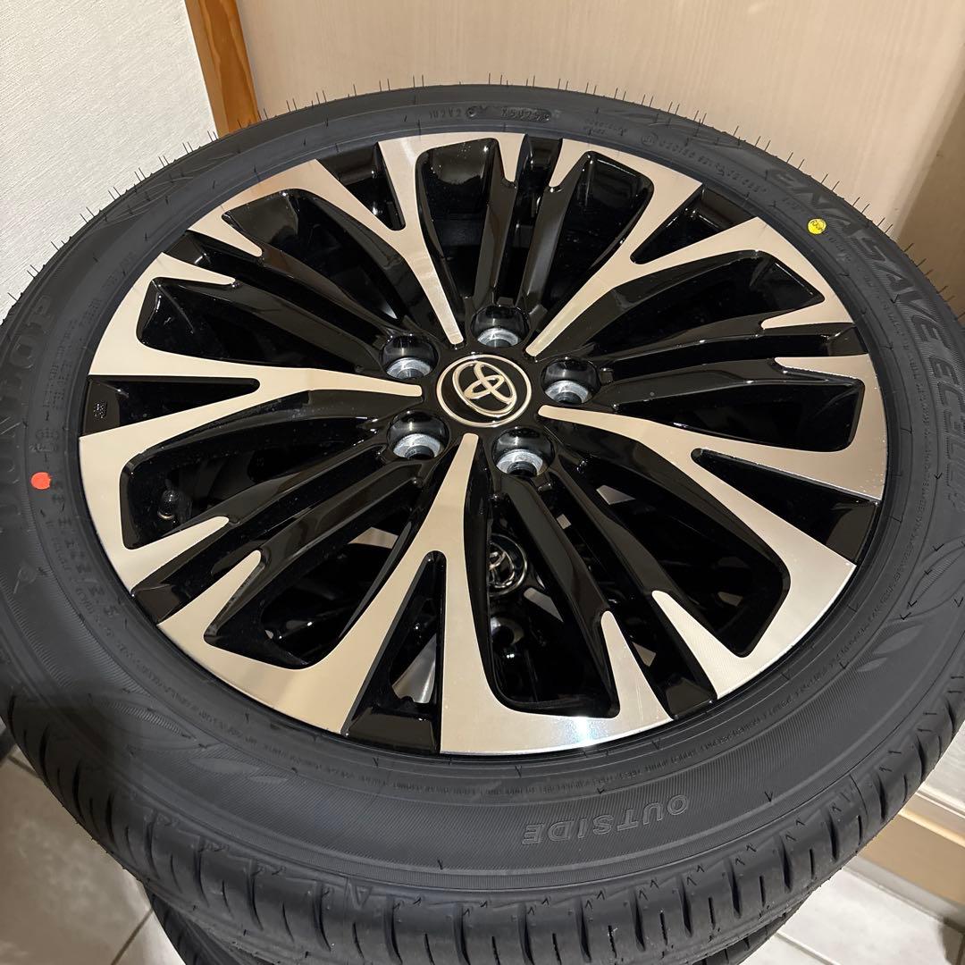 新車外し2026年 ヤリスクロス 純正18インチタイヤホイールセット Z 後期④