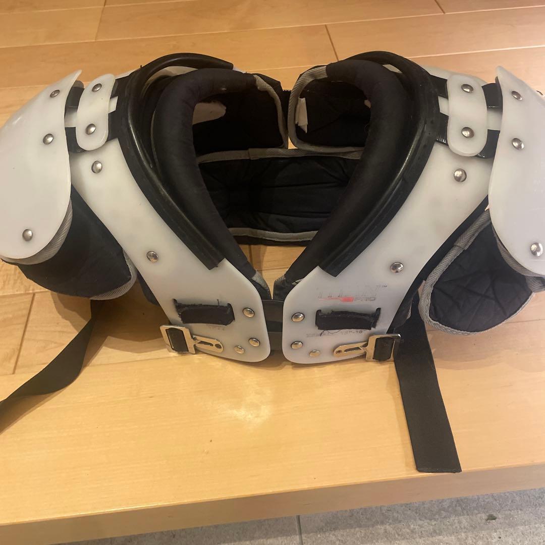 値段交渉あり　アメフト　ショルダー