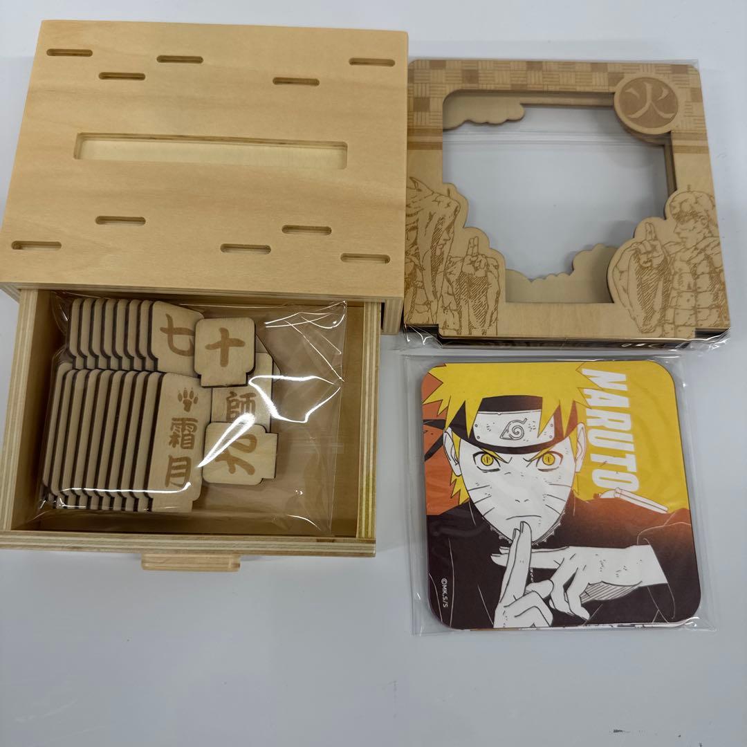 ナルト コミックカレンダー2025（木製スタンド）　8個セット