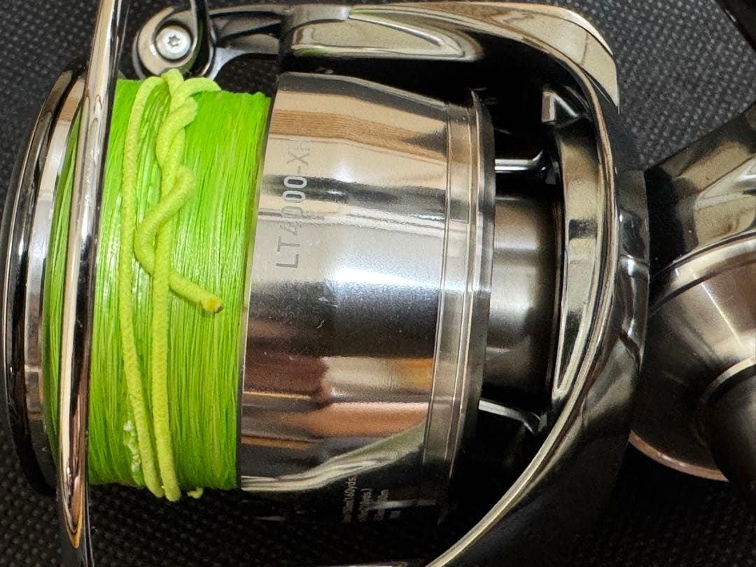 超美品 22 EXIST LT4000-XH ＆ 豪華ルアーセット等付き