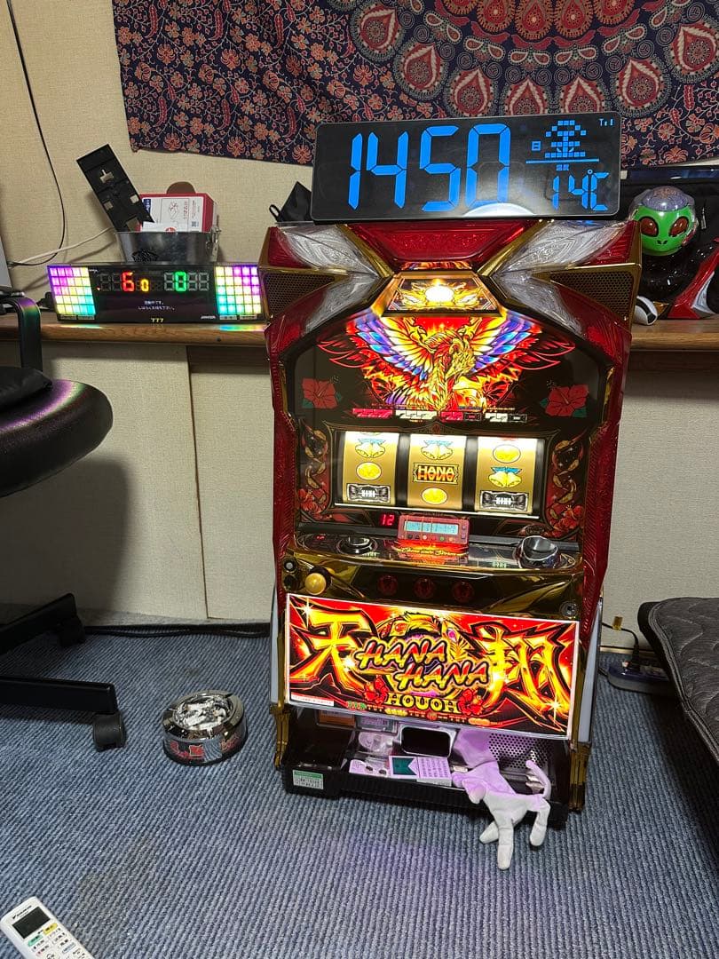 ハナハナ　鳳凰天翔　データカウンター付き