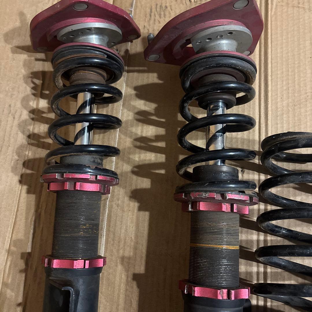 50プリウス　車高調