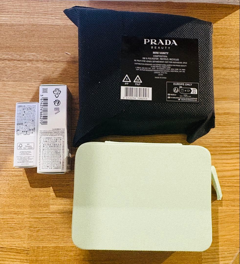PRADA beauty リップ2本　ノベルティ　セット