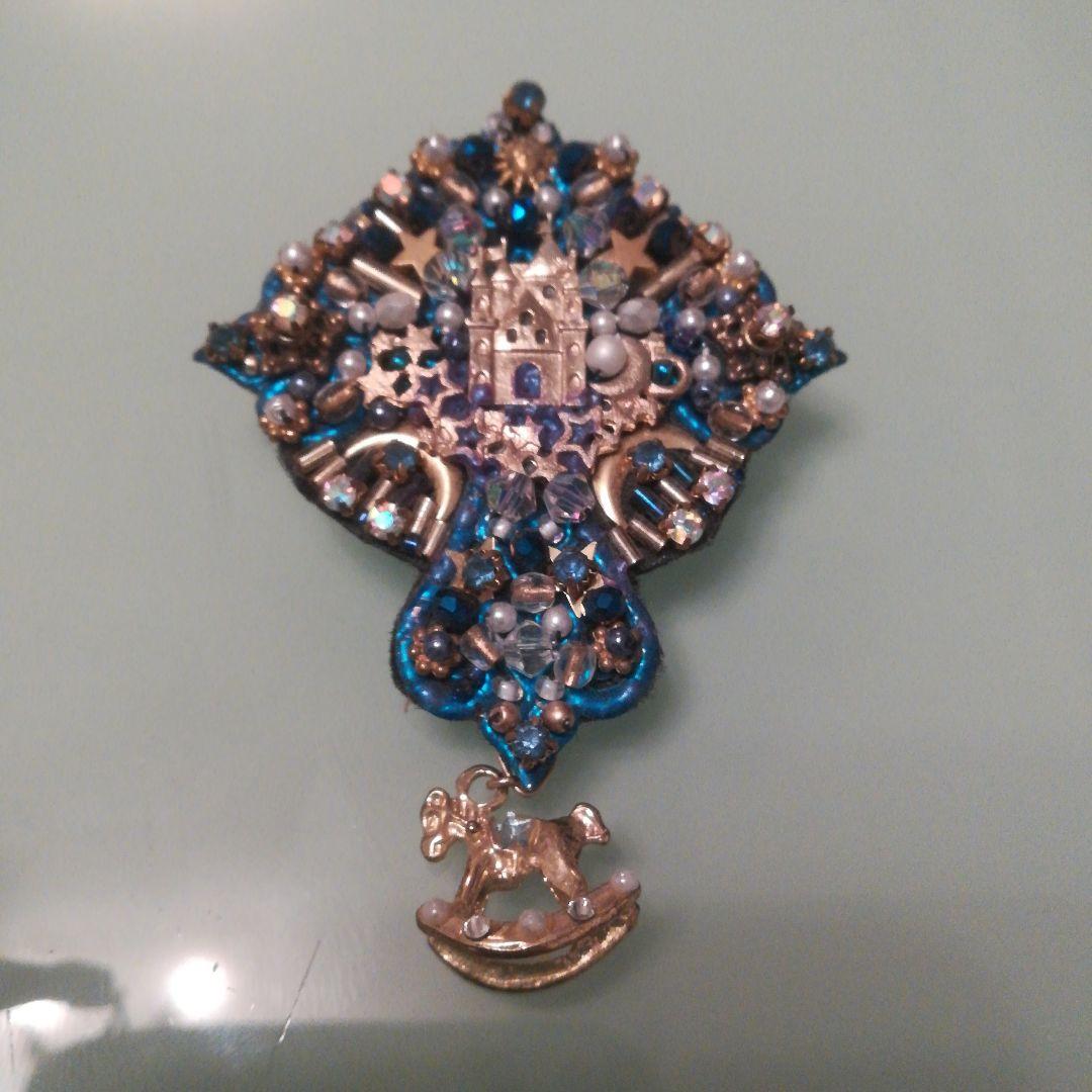 piari様　ハンドメイド　ブローチ