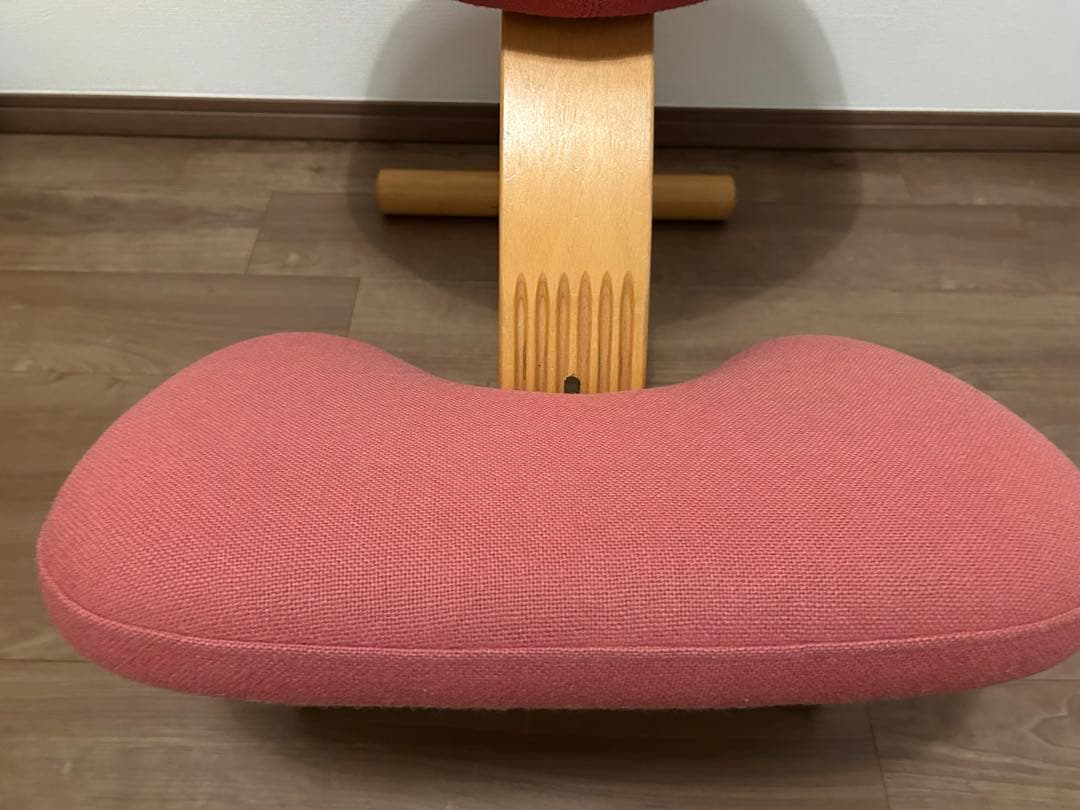 バランスチェア　バランスイージー　RYBO 姿勢矯正　チェア　リボ　椅子