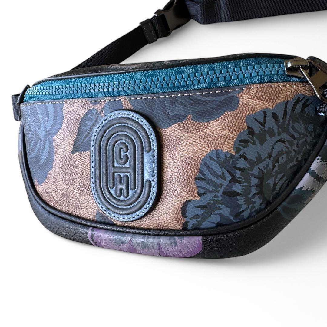 美品　COACH×カフェファセット　限定コラボ　ボディバッグ