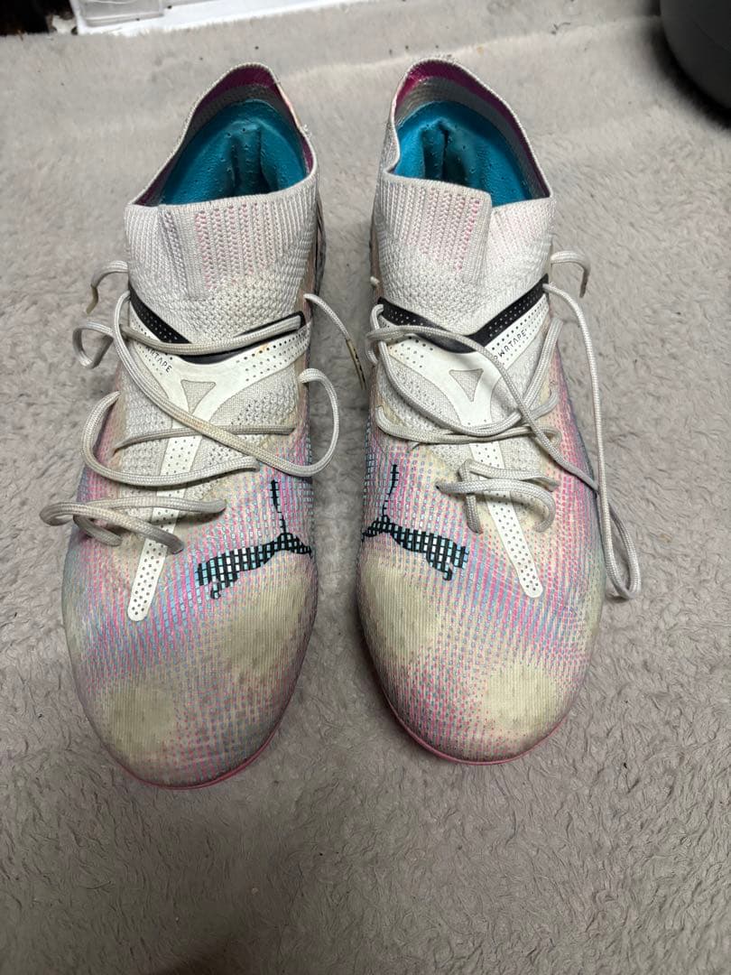 Puma サッカーシューズ ハイカット ホワイト/マルチカラー