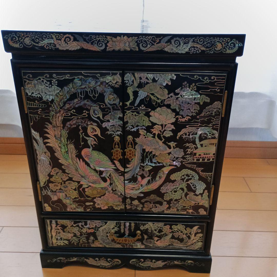 【訳あり】韓国伝統工芸 螺鈿細工 小箪笥 鳳凰・鶴・亀金具 卓上キャビネット