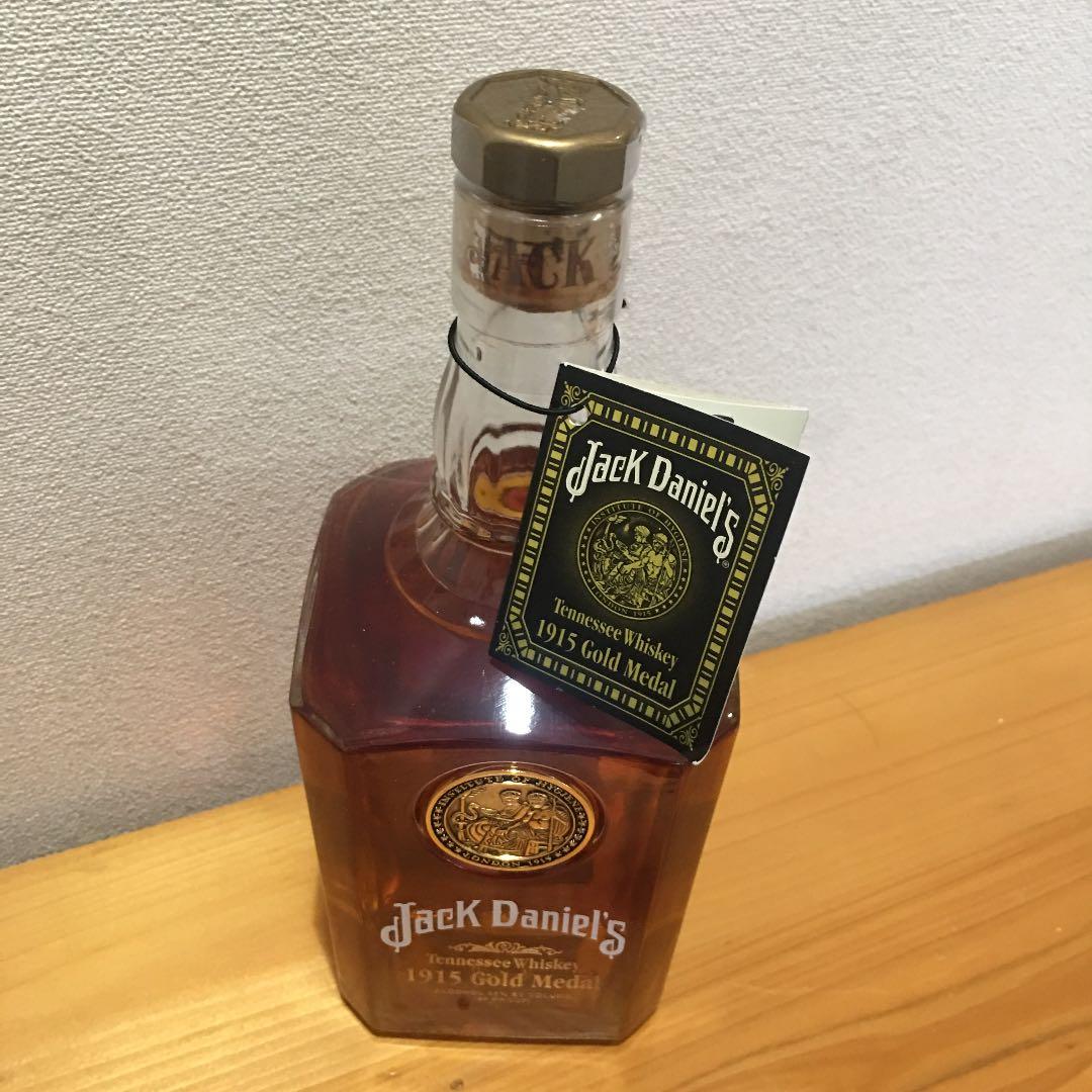 ジャックダニエル1915ゴールドメダル750mlと抽プレ品ノベルティーセット