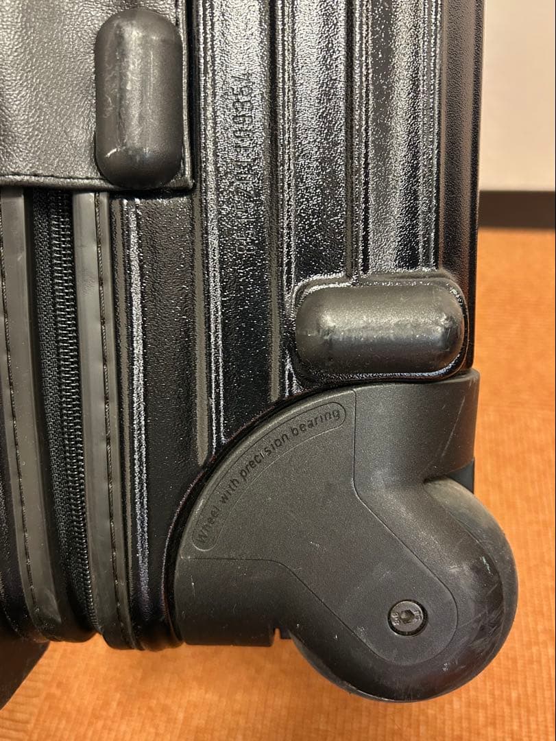 【RIMOWA リモワ】機内持ち込みサイズSALSA サルサ(2輪 /ブラック)