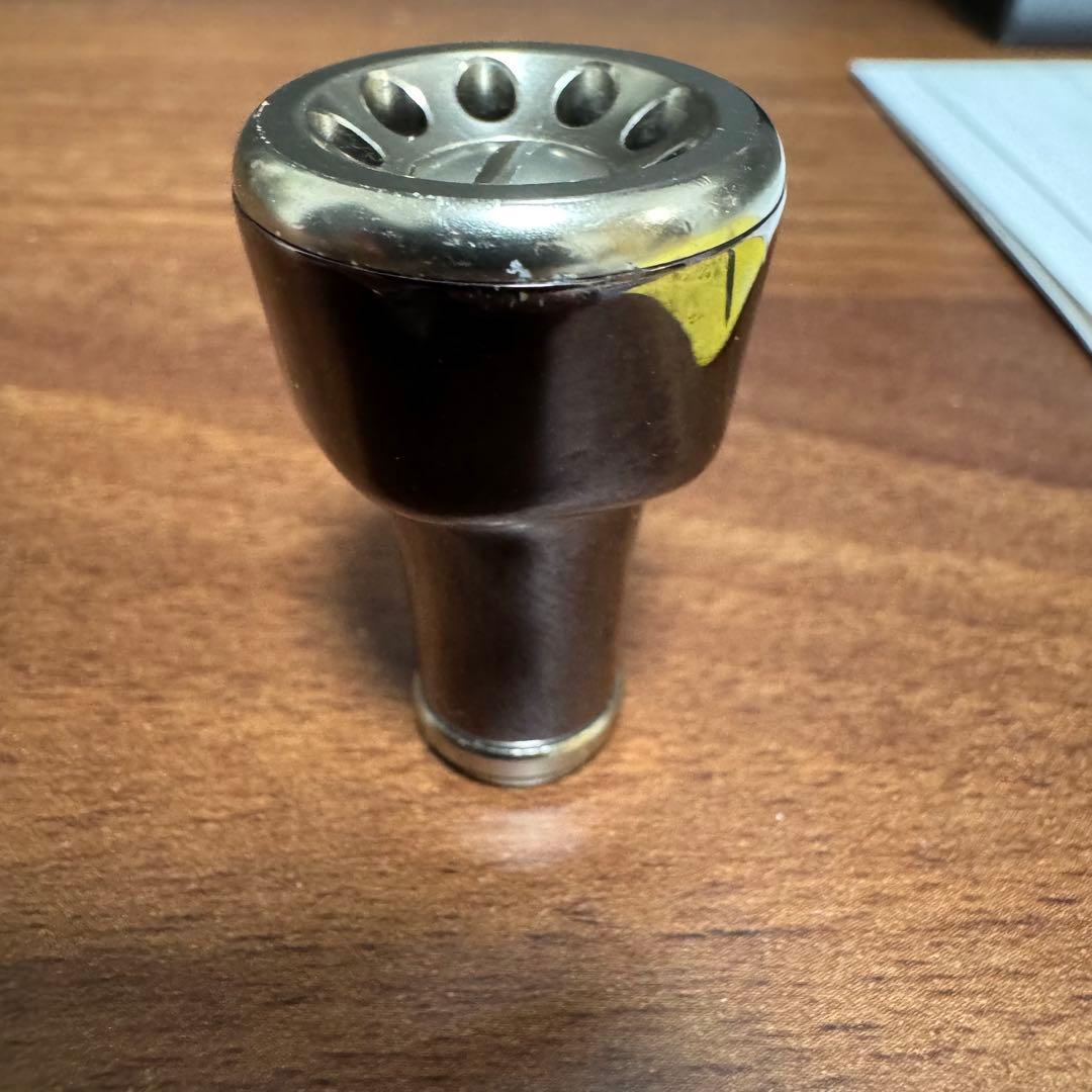 シマノ　22ステラ 4000M 美品　リブレハンドルノブ付き