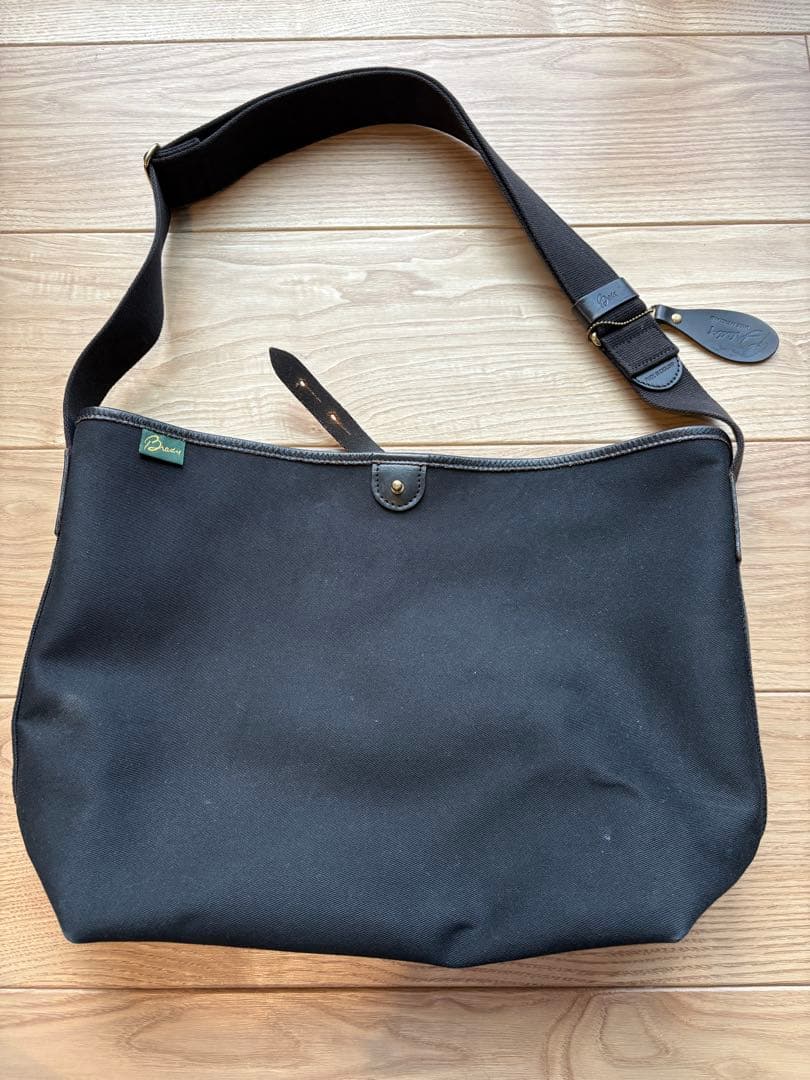 【美品】Brady [ブレディ] キンロス ショルダーバッグ