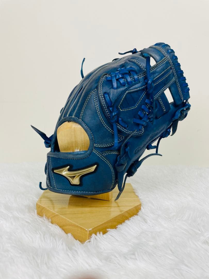 MIZUNO ミズノ　グローバルエリート　野球グローブ　軟式用　内野手向き　青
