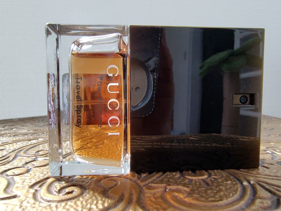 GUCCI　グッチ　プールオム　30ml　トラベルスプレー